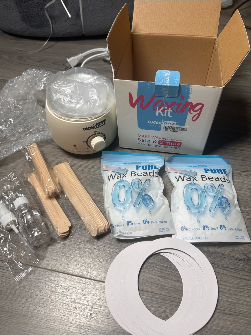 Cream Wax Heater Kit with White Wax Beads - Home Hair Removal